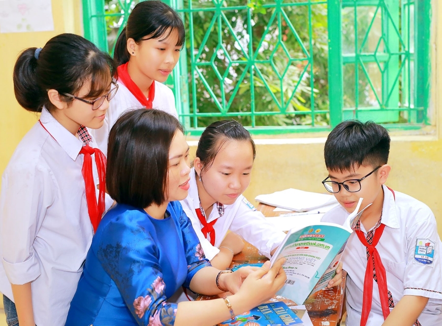 Cô giáo tâm huyết và hết lòng vì học sinh - Ảnh 1.