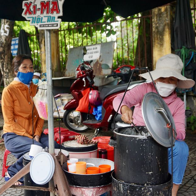 Báo Anh ca ngợi món chè Xí mà pù là món ăn huyền thoại - Ảnh 2.