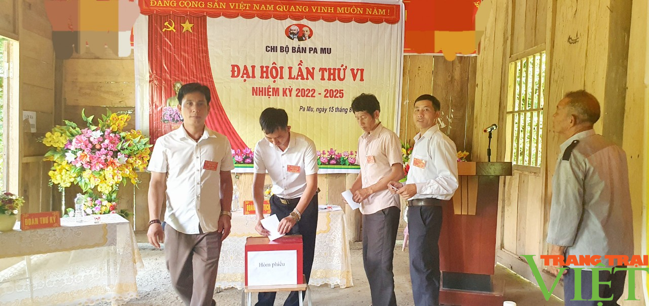 Đảng bộ huyện Nậm Nhùn, Lai Châu: Quan tâm nâng cao chất lượng hoạt động các chi bộ cơ sở - Ảnh 2.