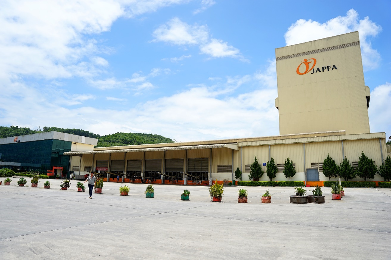 Mục sở thị nhà máy sản xuất thức ăn chăn nuôi xanh, hiện đại của Japfa Việt Nam - Ảnh 1.