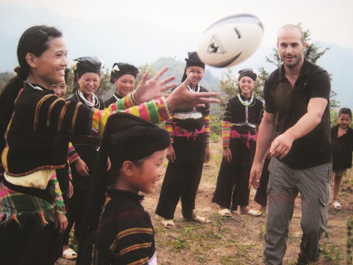 &quot;Mở cánh cửa kho báu cổ&quot; văn hóa dân tộc Lô Lô đen ở Cao Bằng, có lễ ma khô, đánh trống đồng - Ảnh 4.