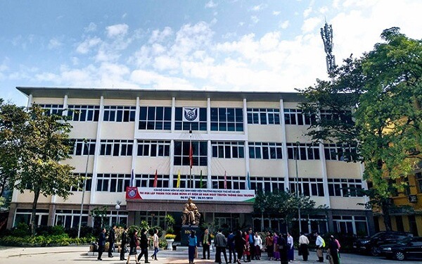 Đại học Thủ đô Hà Nội: Tạm đình chỉ giảng dạy đối với thầy giáo bị tố "sàm sỡ" nữ sinh 