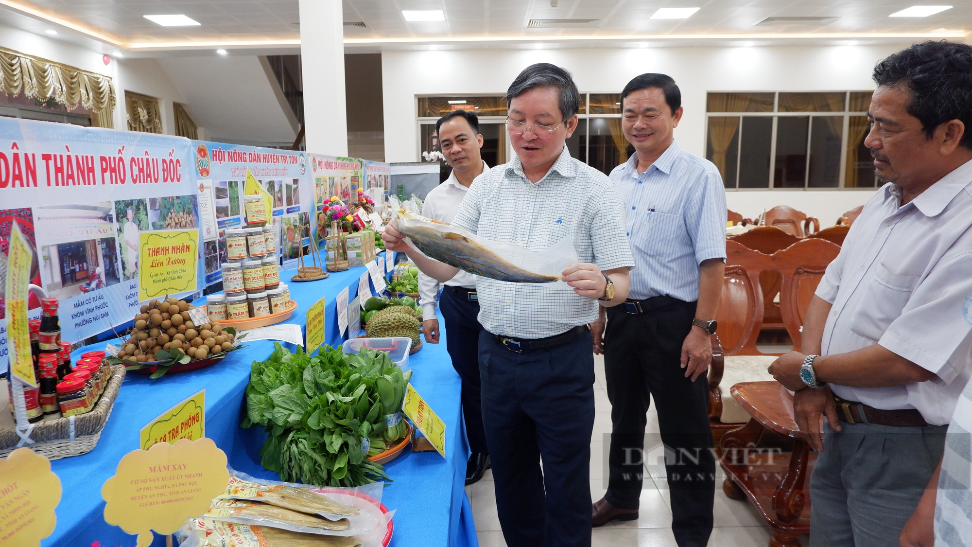 Chủ tịch BCH TƯ Hội NDVN Lương Quốc Đoàn dự Đại hội tuyên dương nông dân sản xuất, kinh doanh giỏi tỉnh An Giang- Ảnh 9.