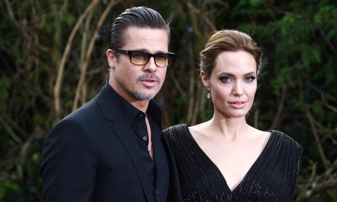 Angelina Jolie bị &quot;tố&quot; bạo hành tinh thần Brad Pitt - Ảnh 1.