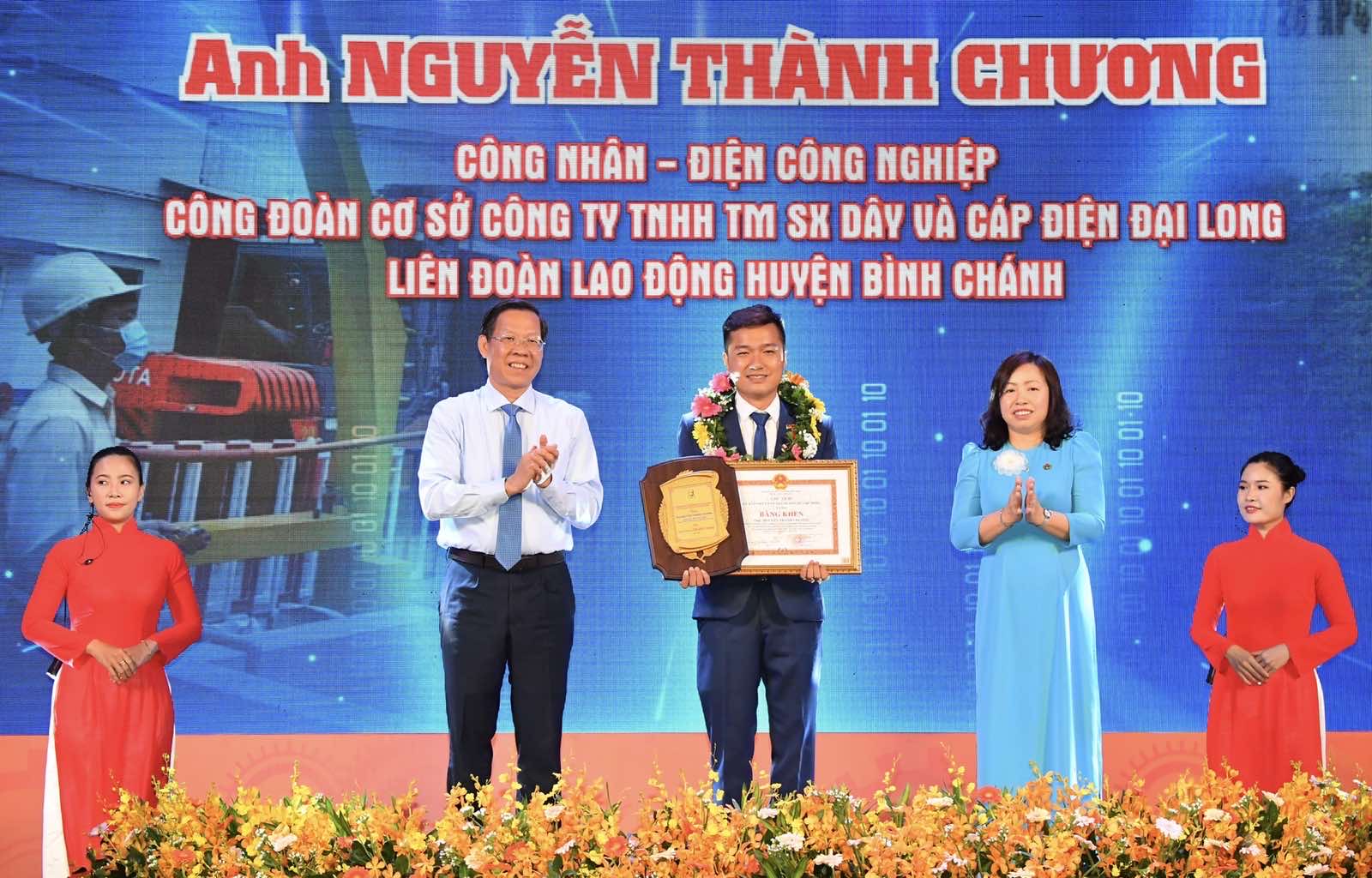 20 kỹ sư, công nhân tiêu biểu nhận giải thưởng Tôn Đức Thắng - Ảnh 1.