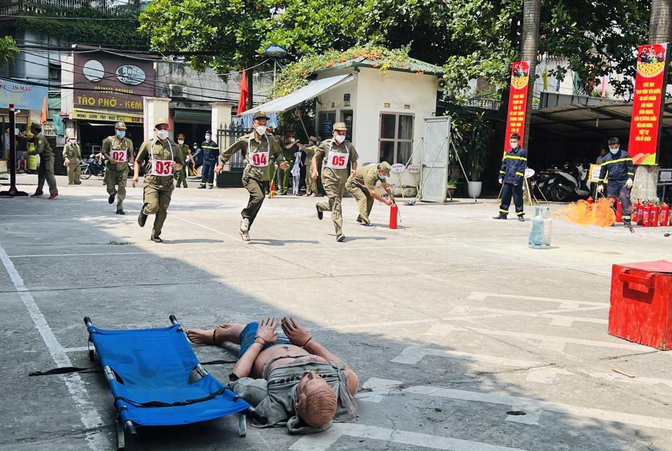 Quận Thanh Xuân: Sôi nổi ngày hội toàn dân bảo vệ an ninh tổ quốc - Ảnh 1.