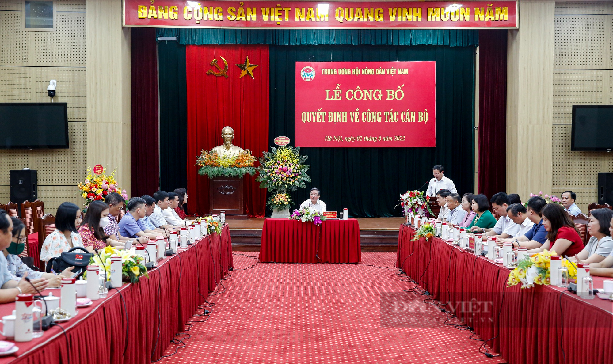 Hình ảnh Lễ công bố Quyết định về công tác cán bộ tại Trung ương Hội Nông dân Việt Nam - Ảnh 1.