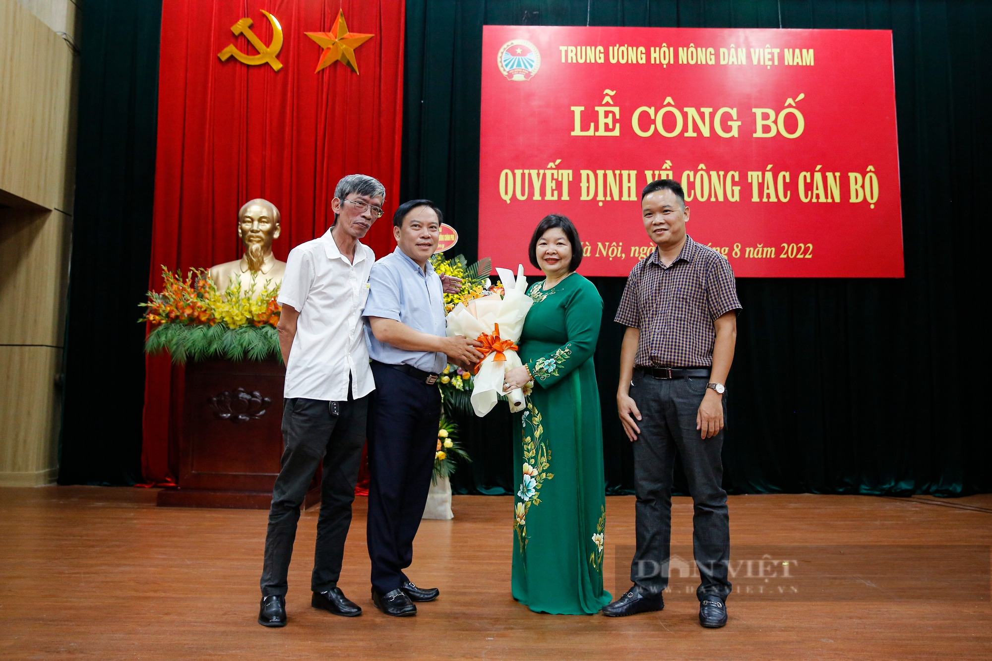 Hình ảnh Lễ công bố Quyết định về công tác cán bộ tại Trung ương Hội Nông dân Việt Nam - Ảnh 10.
