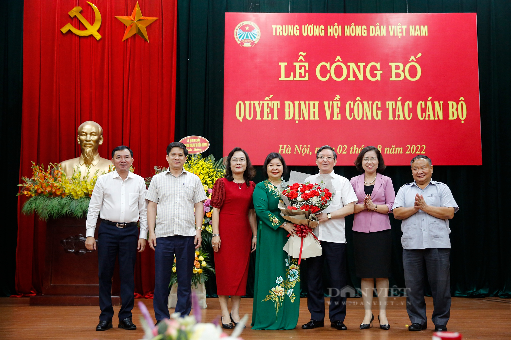 Hình ảnh Lễ công bố Quyết định về công tác cán bộ tại Trung ương Hội Nông dân Việt Nam - Ảnh 8.