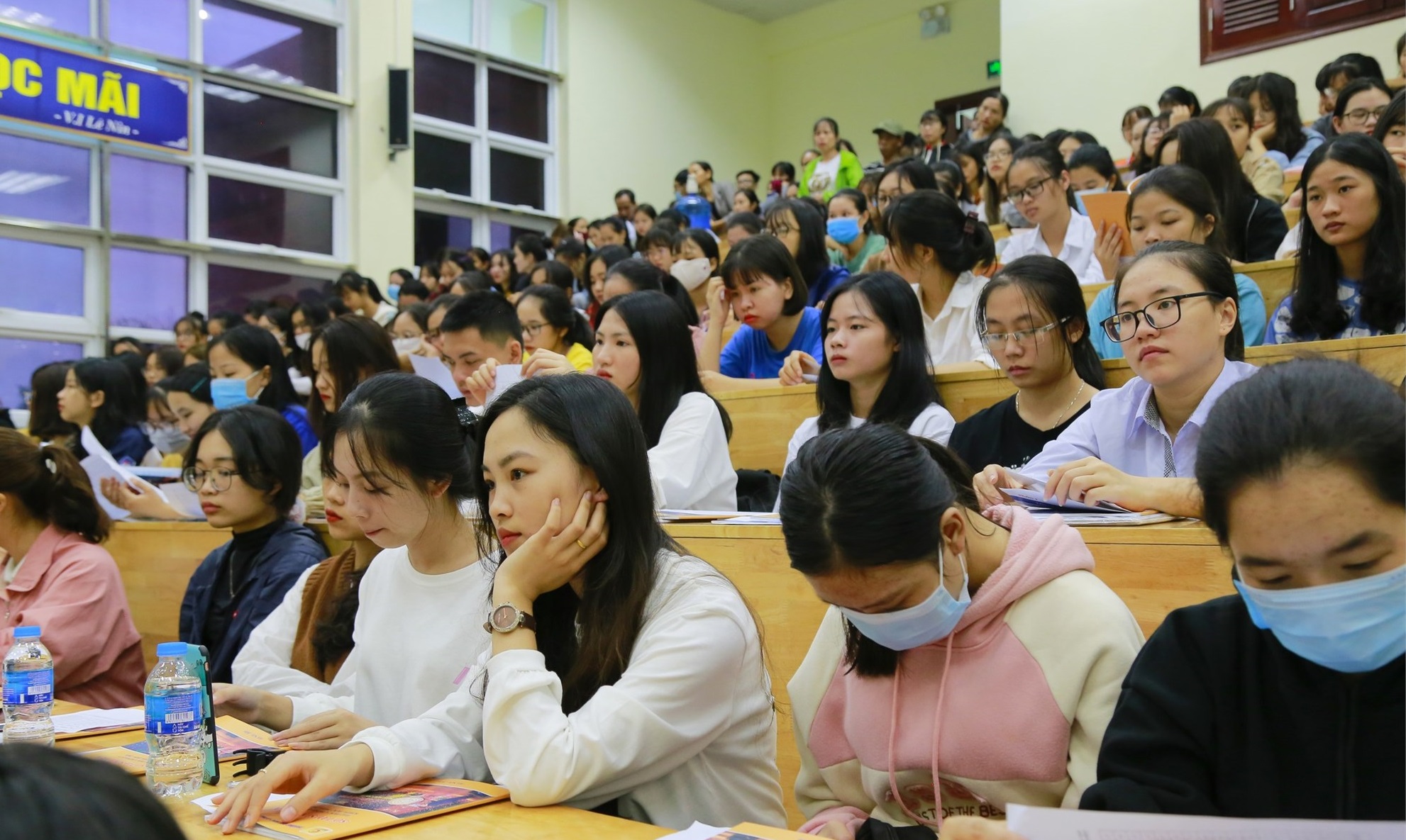 Điểm chuẩn Đại học Công nghiệp Hà Nội: &quot;Biến động bất ngờ&quot; trong năm 2021 - Ảnh 3.