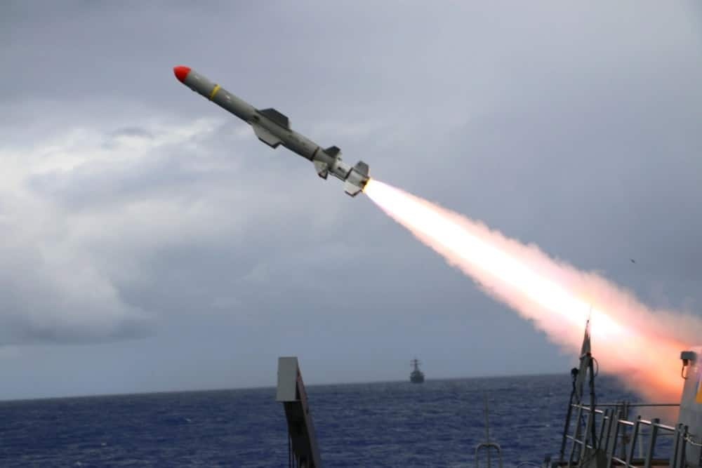 Nóng chiến sự: Nga phá hủy bệ phóng của tổ hợp chống hạm Harpoon của Mỹ ở Ukraine - Ảnh 1.