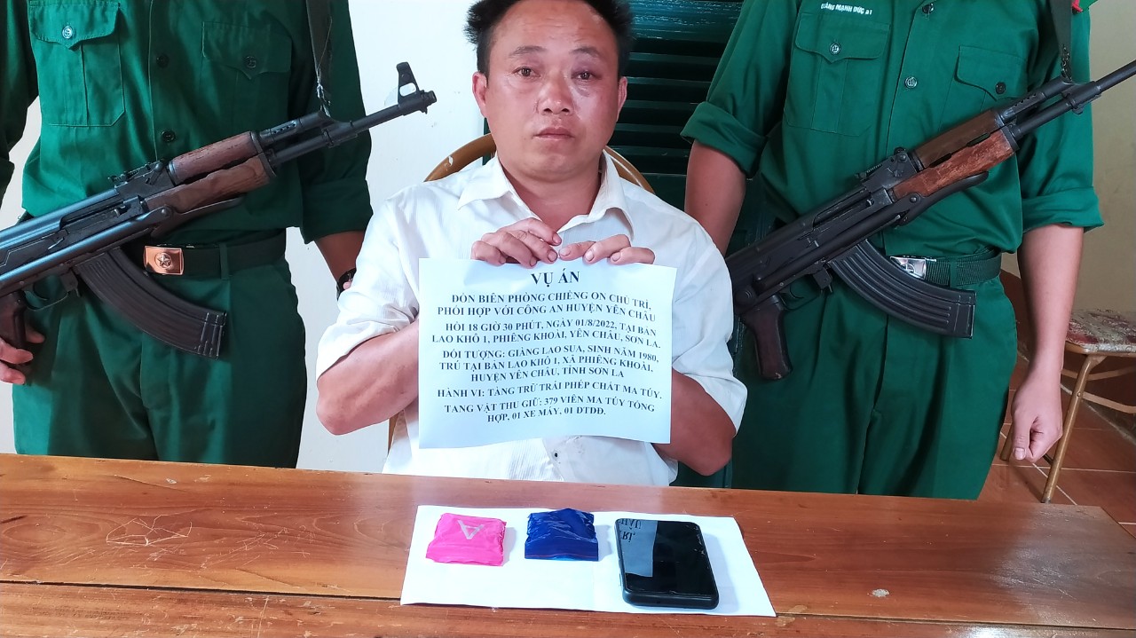Bộ đội Biên phòng Sơn La: Bắt đối tượng tàng trữ trái phép chất ma túy trên đường biên giới - Ảnh 1.