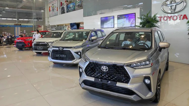 Toyota Veloz Cross và Avanza Premio vừa bán đã tăng giá, Toyota Việt Nam đưa ra lý do - Ảnh 1.
