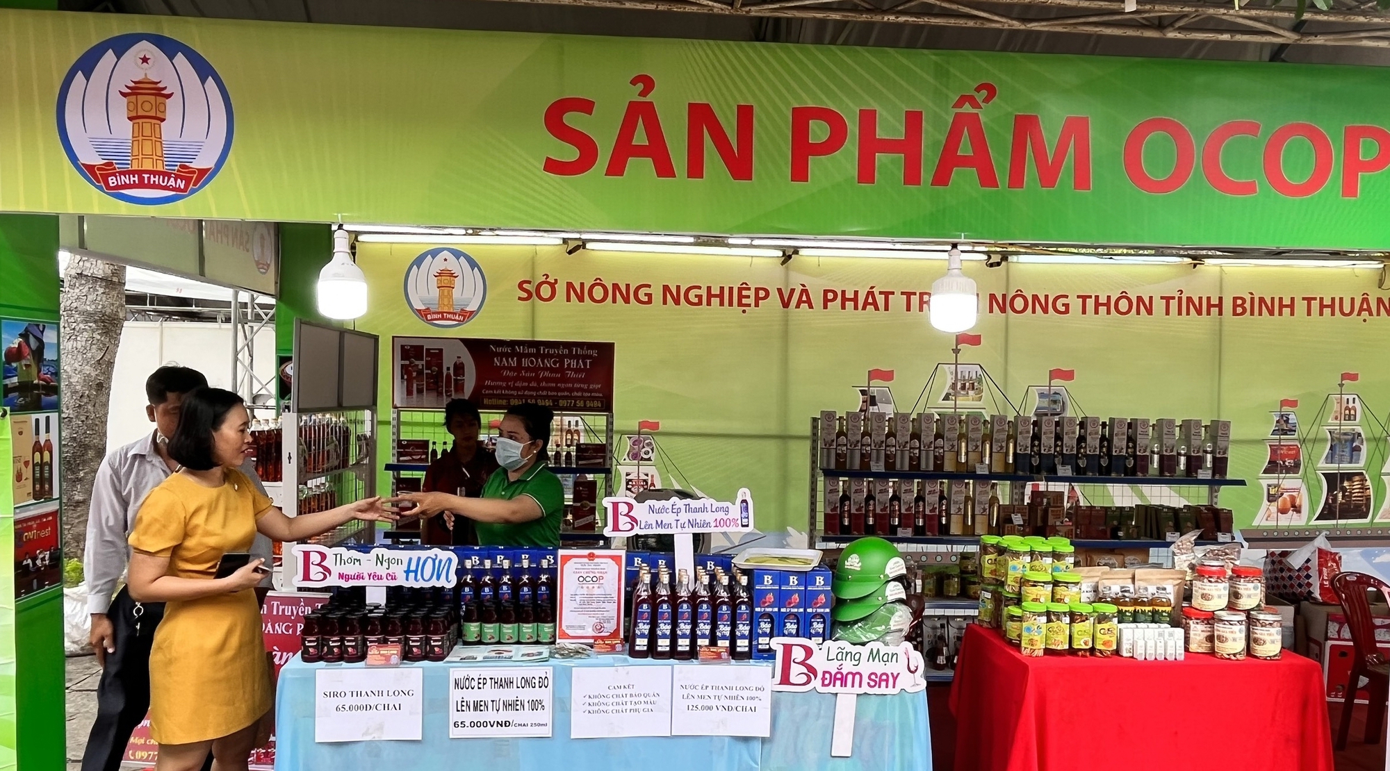 Bình Thuận: Nhiều sản phẩm OCOP công nghiệp nông thôn đã khẳng định thương hiệu, uy tín trên thị trường - Ảnh 5.