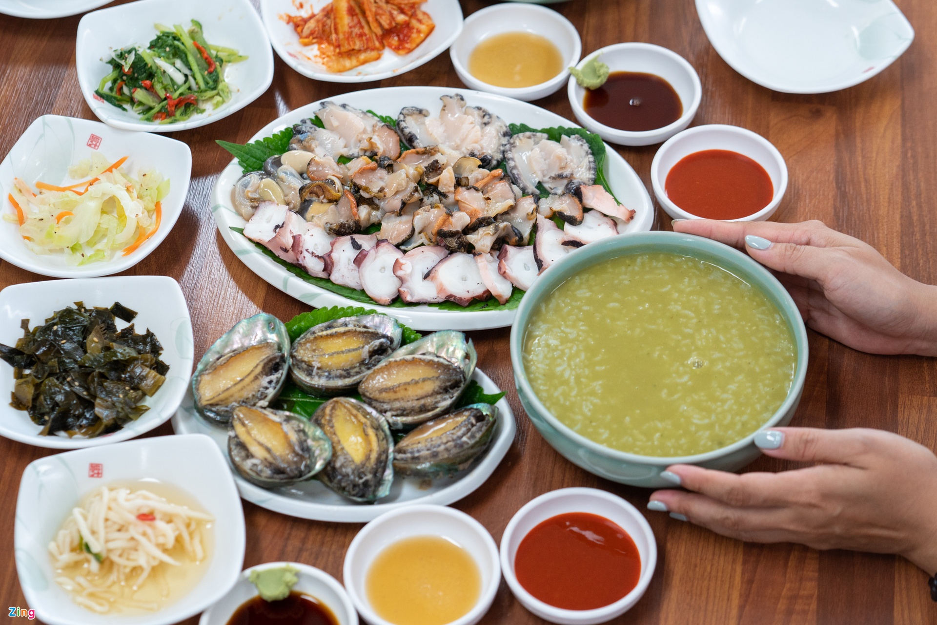 Những món ăn phải thử khi tới Jeju - Ảnh 4.