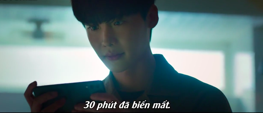 Phim Big Mouth tập 8: Lee Jong Suk bị tra tấn đau đớn, Big Mouse là kẻ đeo mặt nạ? - Ảnh 1.