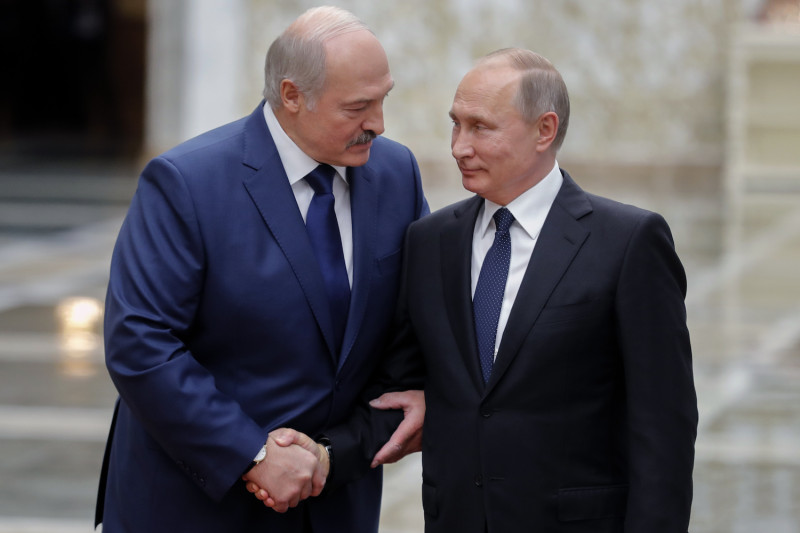 Đồng minh của ông Putin-TT Belarus Lukashenko tuyên bố không muốn dội bom vào Ukraine - Ảnh 1.