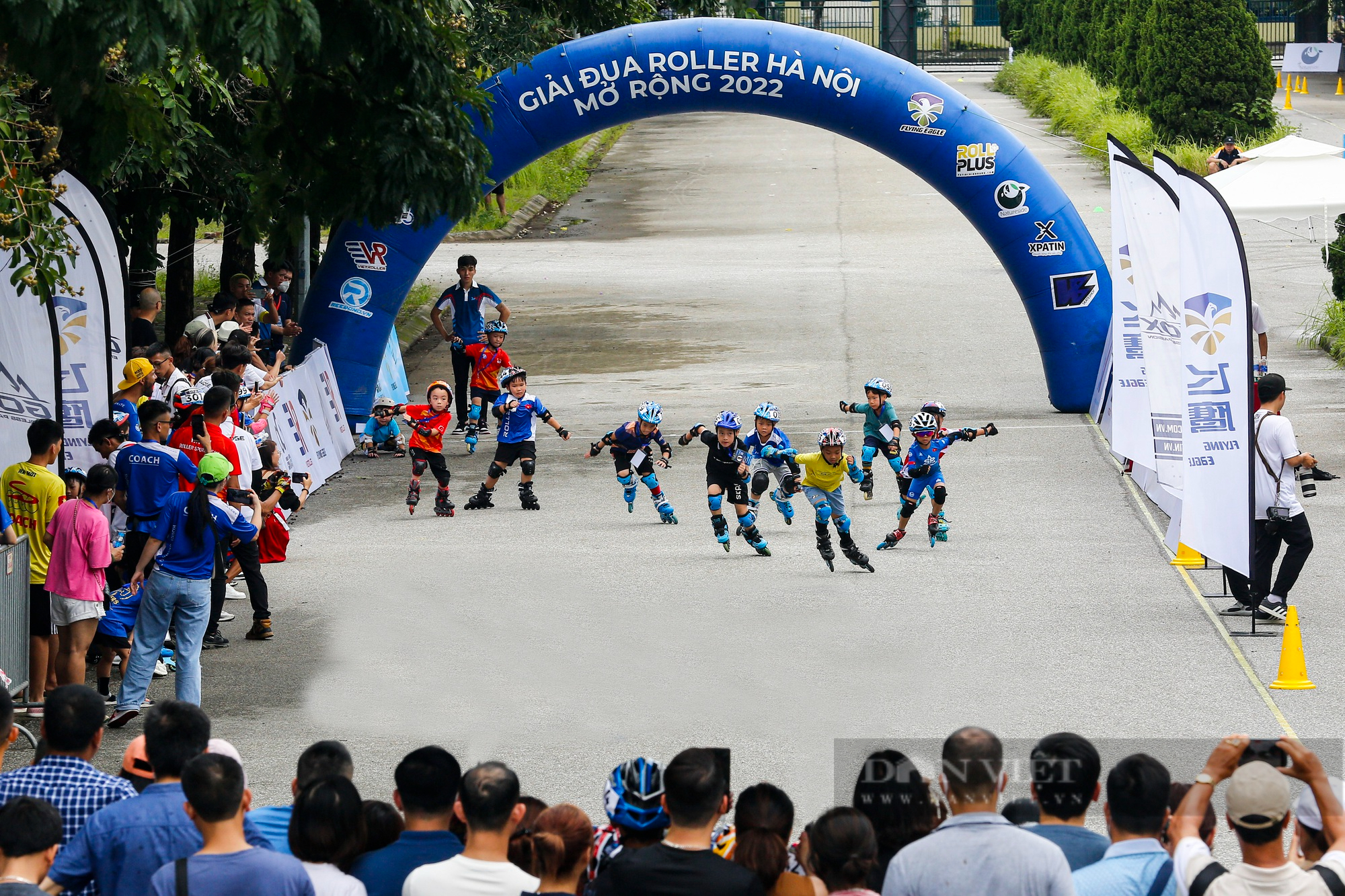 Hàng nghìn vận động viên nhí tranh tài tại giải đua Roller Hà Nội mở rộng 2022 - Ảnh 1.