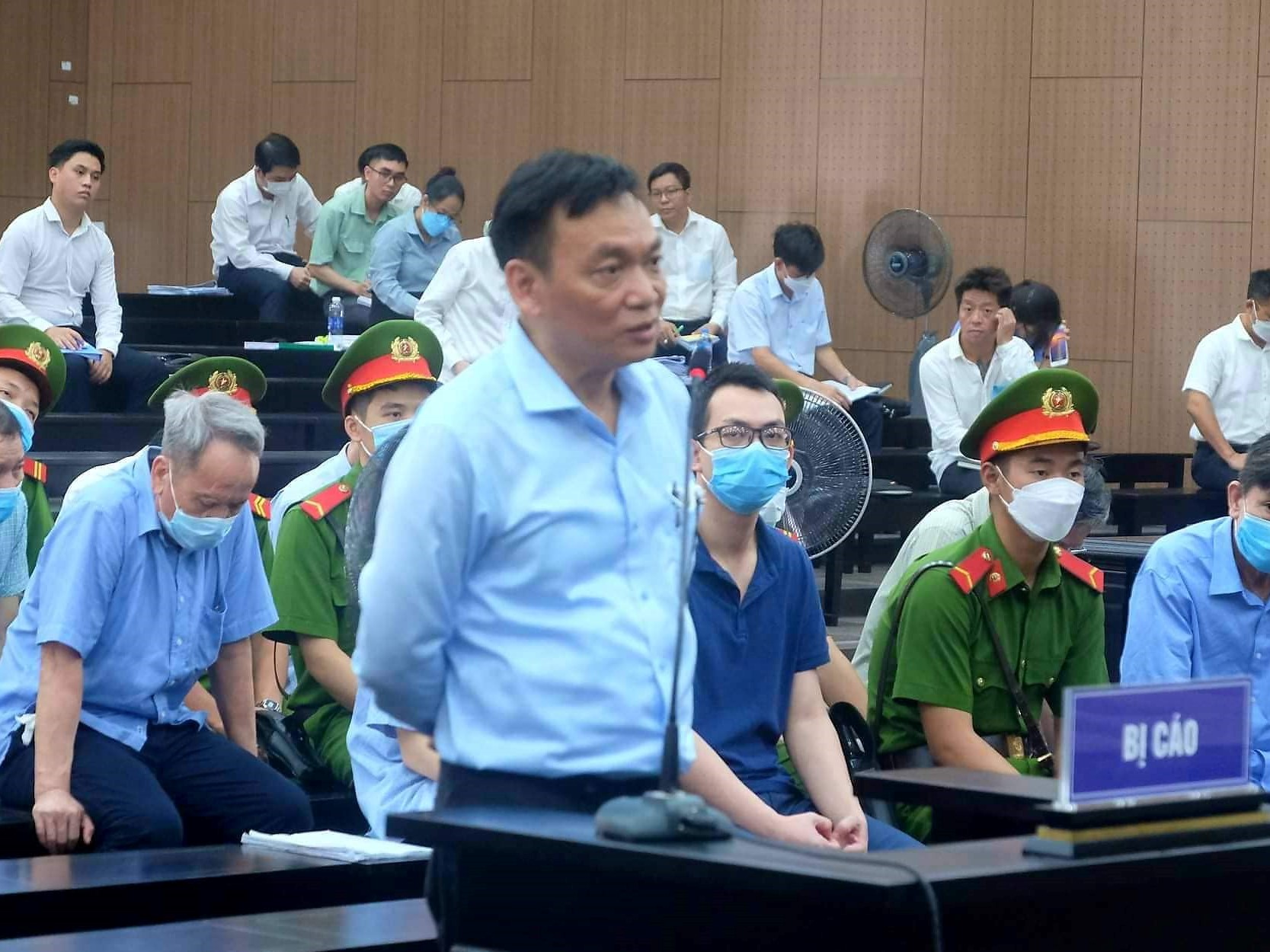 Xét xử cựu Bí thư Trần Văn Nam: Nguyễn Đại Dương nói nhân chứng “ngổ ngáo, hại người” - Ảnh 1.