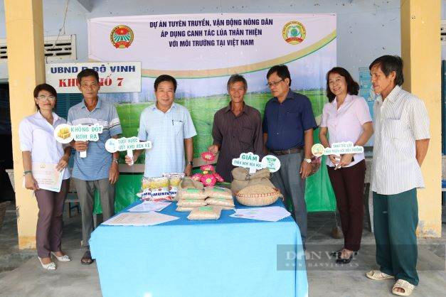Ninh Thuận: Tuyên truyền vận động nông dân áp dụng phương pháp canh tác lúa thân thiện với môi trường - Ảnh 1.
