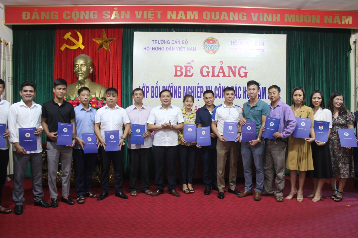 Hội Nông dân tỉnh Bắc Ninh tổ chức bồi dưỡng nghiệp vụ cho 70 cán bộ chủ chốt Hội cơ sở - Ảnh 2.