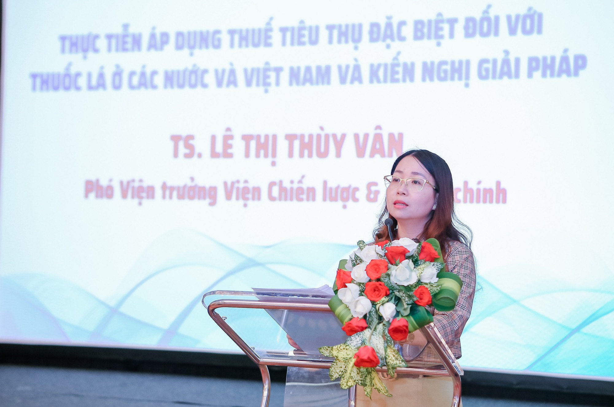 Nghiên cứu áp dụng phương pháp đánh thuế tiêu thụ đặc biệt hỗn hợp và có lộ trình  - Ảnh 4.