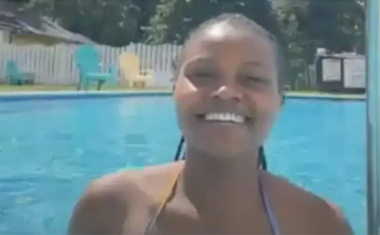 Cô gái trẻ chết đuối thương tâm khi vừa bơi vừa livestream trên Facebook - Ảnh 1.