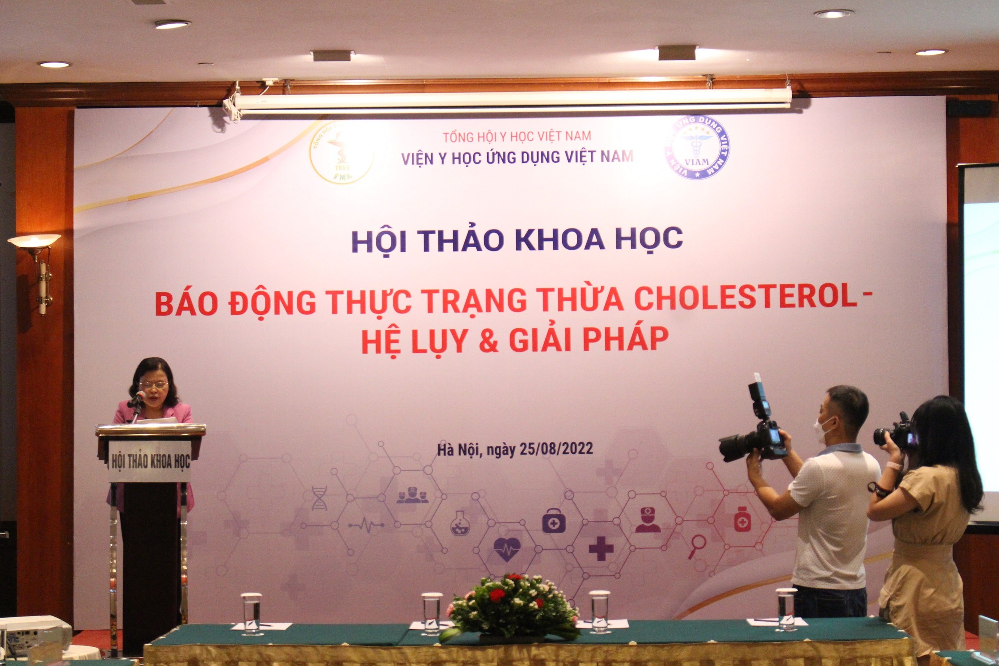 Người Việt Nam đang chủ quan với vấn đề liên quan đến cholesterol? - Ảnh 1.