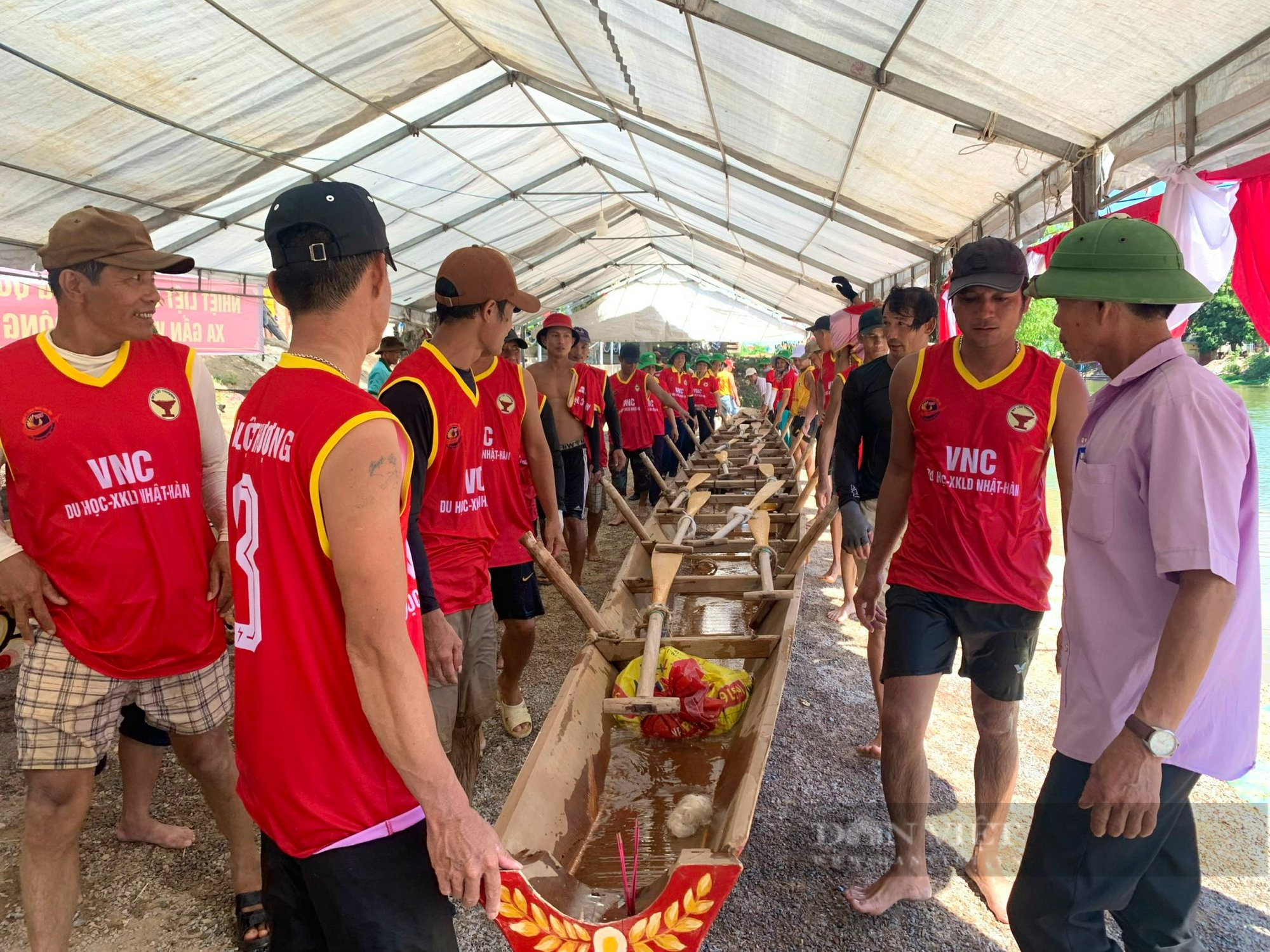 Về Quảng Bình xem lễ hội đua thuyền truyền thống trên quê hương Đại tướng vào ngày Quốc Khánh 2/9 - Ảnh 3.