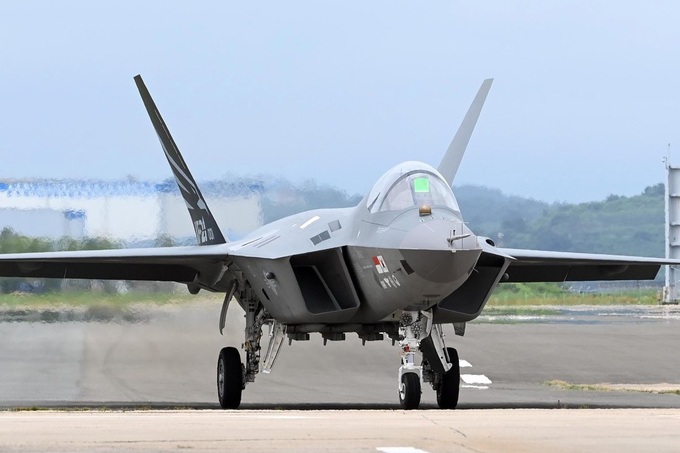 Hàn Quốc tham vọng tự sản xuất UAV tàng hình - Ảnh 1.