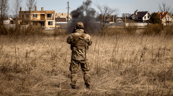 Ukraine phá hủy trung tâm liên lạc của Nga ở Kherson, Nga bắn hơn 100 loại đạn khác nhau vào Sumy - Ảnh 1.