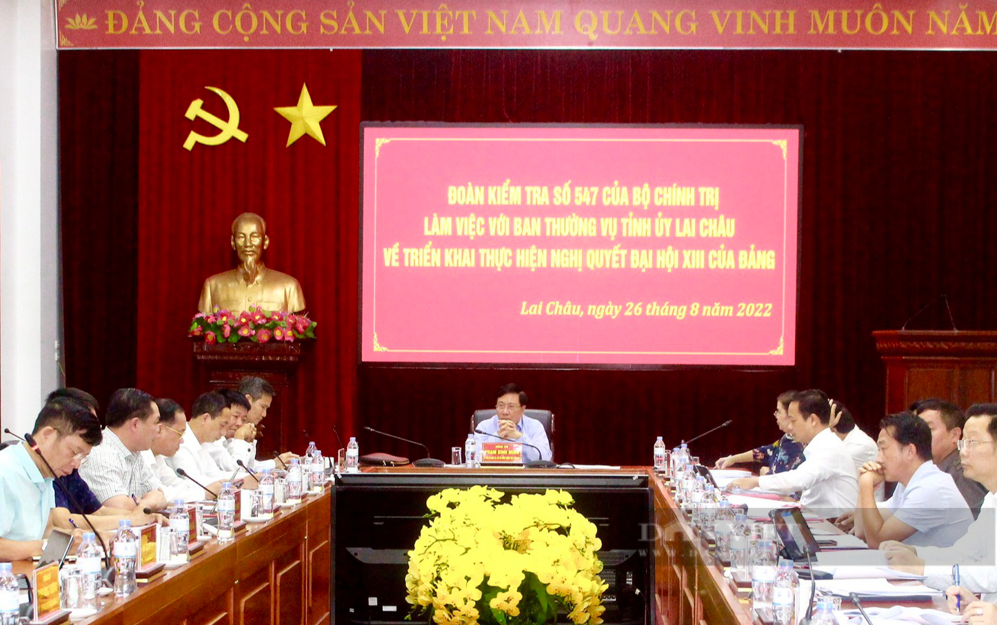 Phó Thủ tướng Thường trực Chính phủ Phạm Bình Minh làm việc với Ban Thường vụ Tỉnh ủy Lai Châu  - Ảnh 1.