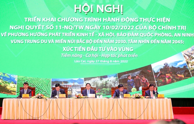 Triển khai chương trình hành động của Chính phủ thực hiện Nghị quyết của Bộ Chính trị - Ảnh 3.