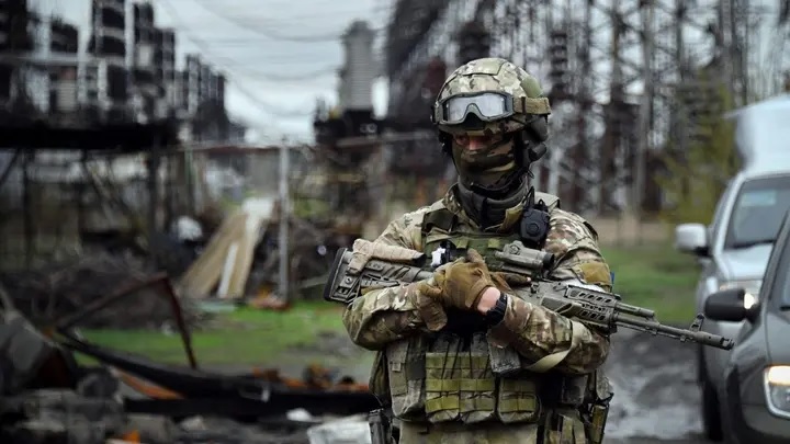 Ukraine mở cuộc tấn công tên lửa tiêu diệt 200 lính tinh nhuệ của Nga ở Donbass - Ảnh 1.