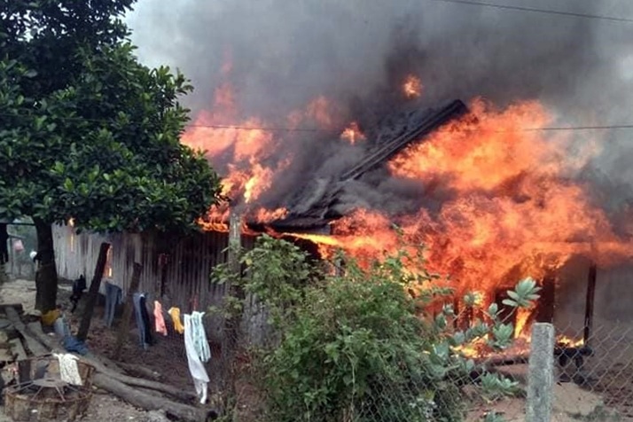 Phóng hỏa đốt nhà vì bố mẹ không cho mượn tiền - Ảnh 3.