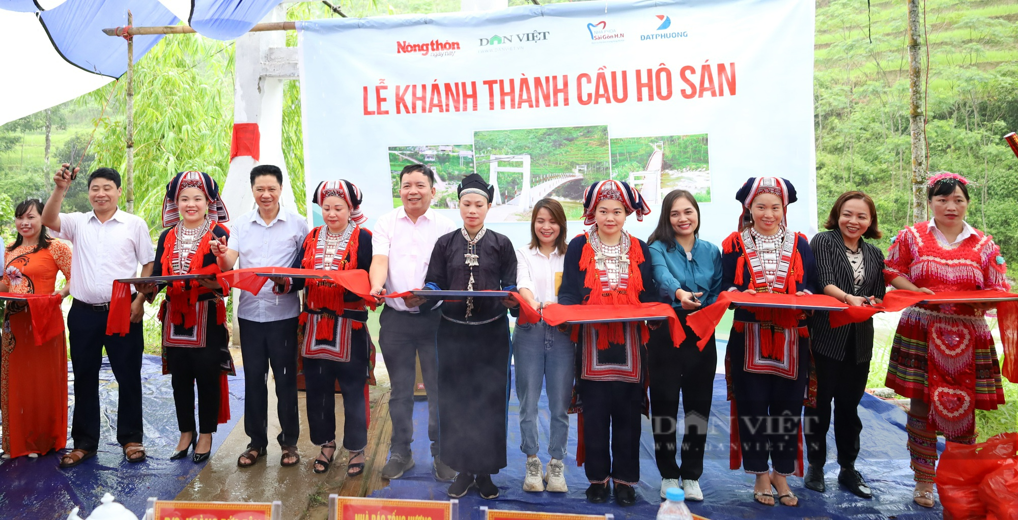 Báo NTNN/Dân Việt cảm ơn các nhà tài trợ đồng hành chương trình khánh thành cầu ở Hà Giang - Ảnh 1.