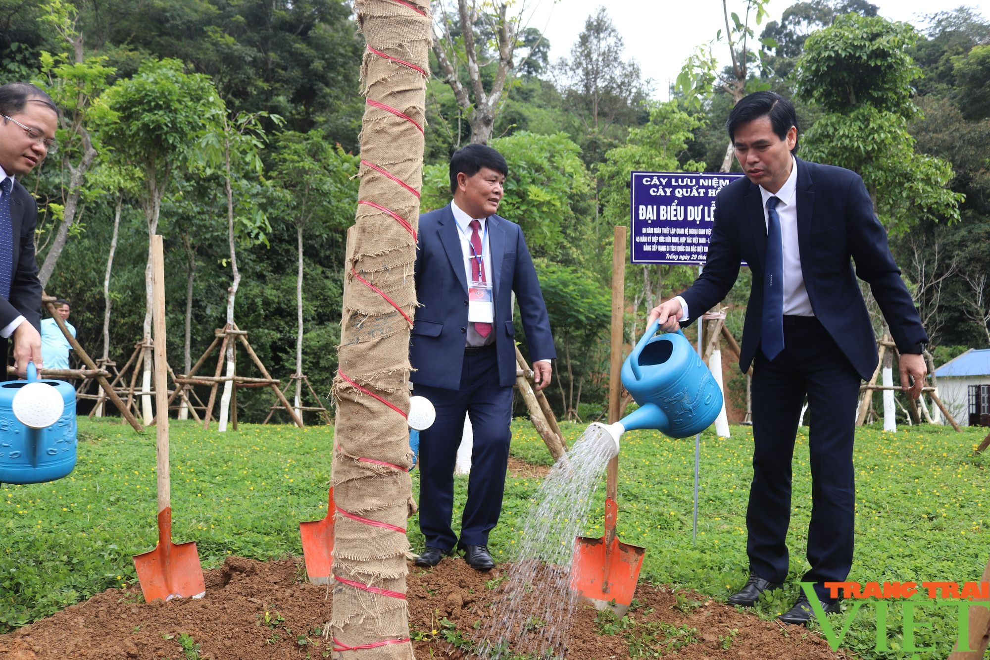 Sơn La: Kỷ niệm 60 năm Ngày thiết lập quan hệ ngoại giao Việt Nam - Lào - Ảnh 15.