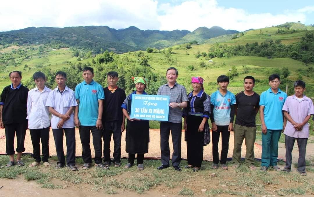 Chủ tịch Hội NDVN Lương Quốc Đoàn và đoàn công tác kiểm tra, giám sát tín dụng chính sách tại Mù Cang Chải- Ảnh 5.