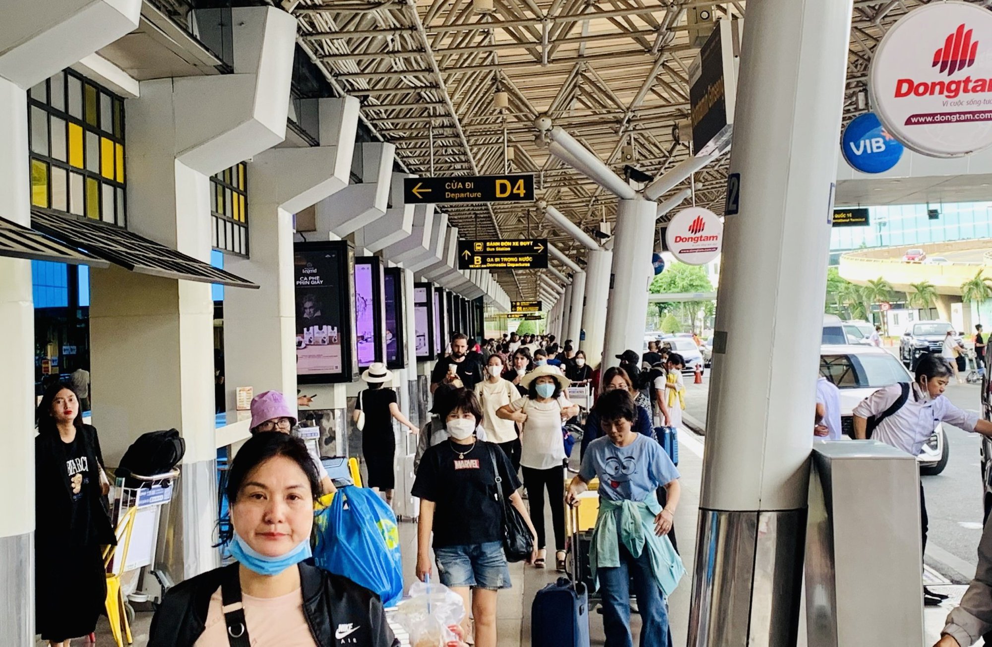 Nhà ga T3 sân bay Tân Sơn Nhất vẫn tiếp tục &quot;chờ&quot; mặt bằng để khởi công - Ảnh 4.
