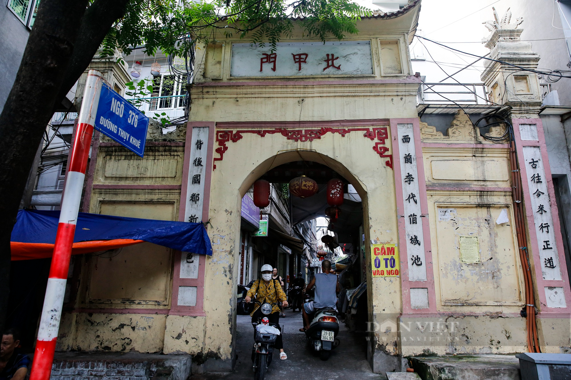 Trầm trồ con phố nhiều cổng, đình làng nhất Hà Nội - Ảnh 15.