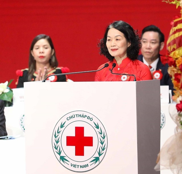 Chân dung nữ Chủ tịch Hội chữ thập đỏ vừa được bầu tái cử nhiệm kỳ mới - Ảnh 2.