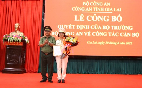 Bổ nhiệm Trung tá Ksor H’Bơ Khắp giữ chức Phó Giám đốc Công an tỉnh Gia Lai - Ảnh 1.