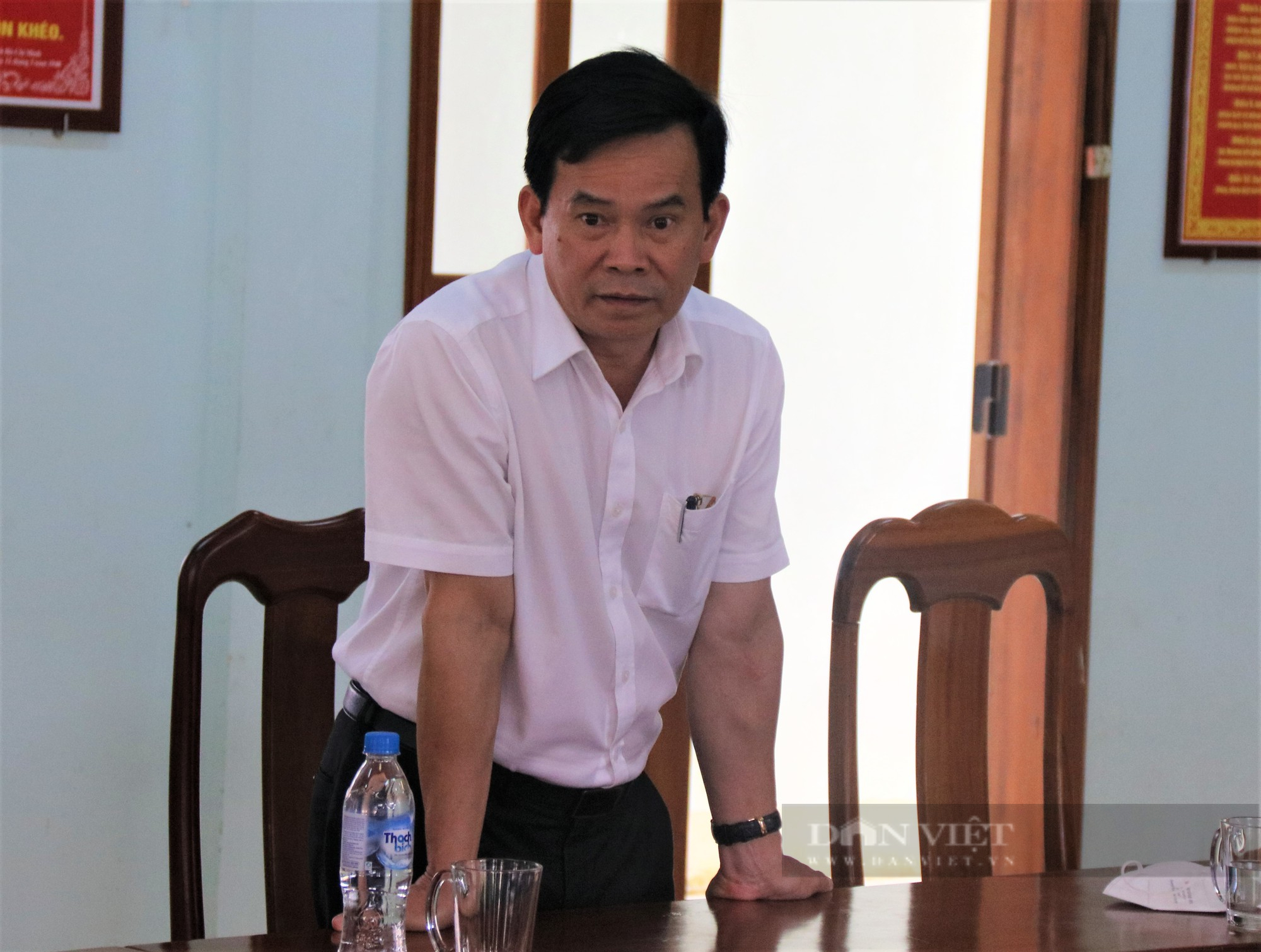 Đang liên quan đến sai phạm về đất đai, chủ tịch huyện ở Kon Tum xin nghỉ phép - Ảnh 1.