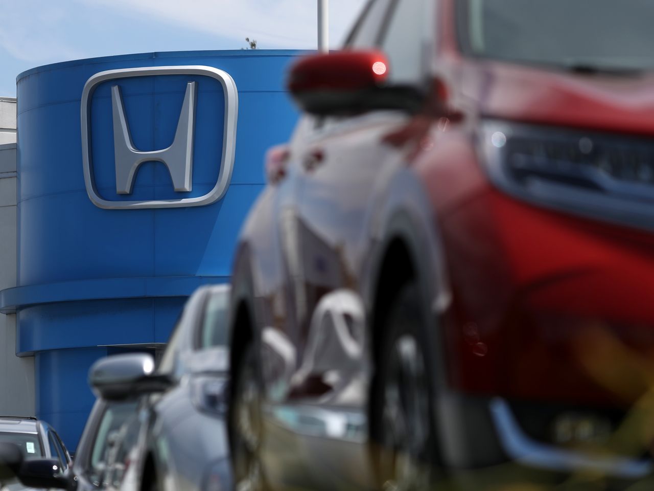 Cuộc đua phát triển các tế bào pin xe điện thế hệ tiếp theo đang nóng lên giữa các nhà sản xuất ô tô và Honda cũng không ngoại lệ. Ảnh: @AFP.