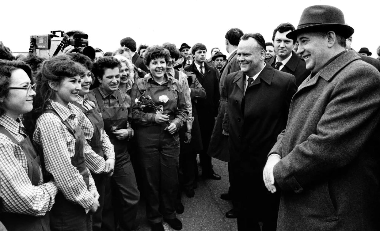 Ảnh: Cuộc đời và sự nghiệp của cựu lãnh đạo Liên Xô Mikhail Gorbachev - Ảnh 2.