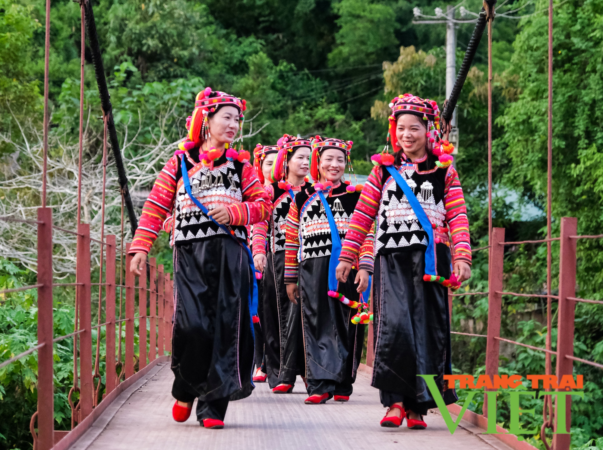 Về ngã ba biên giới Mường Nhé, xem người Hà Nhì ăn Tết mùa mưa - Ảnh 9.