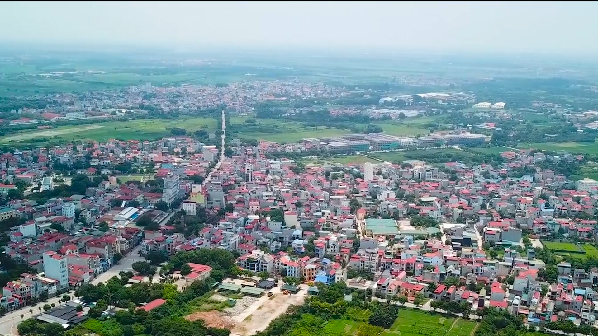 Giá đất nền ven đô đang chững lại, nhiều nơi đang giảm mạnh (Ảnh: Thái Nguyễn)