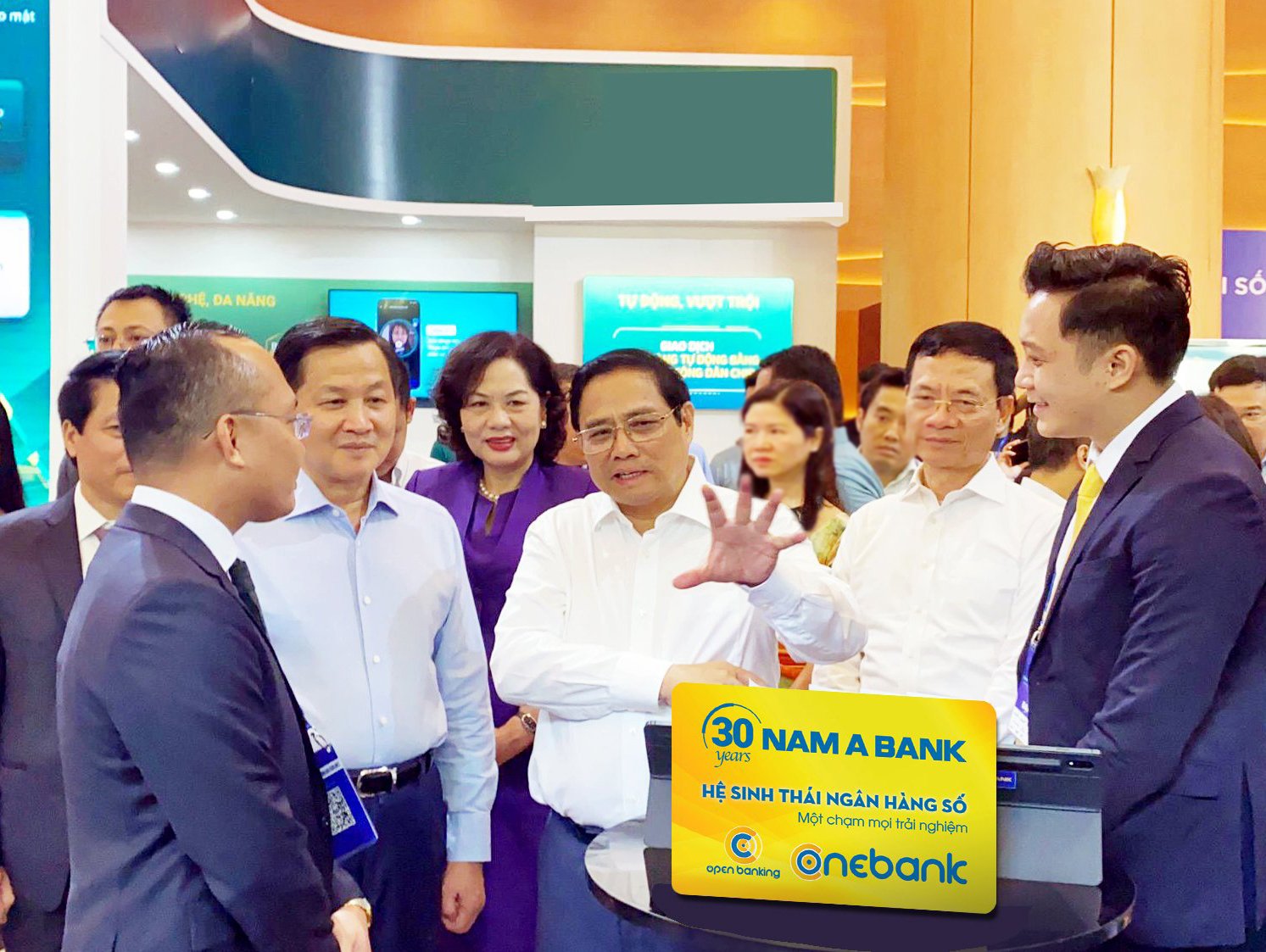 Nam A Bank giới thiệu nhiều công nghệ ưu việt tại “Ngày chuyển dổi số” ngành Ngân hàng - Ảnh 1.