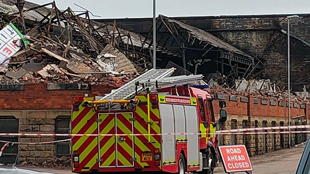 Danh tính 4 người Việt nghi mất tích trong vụ cháy ở Manchester - Ảnh 1.