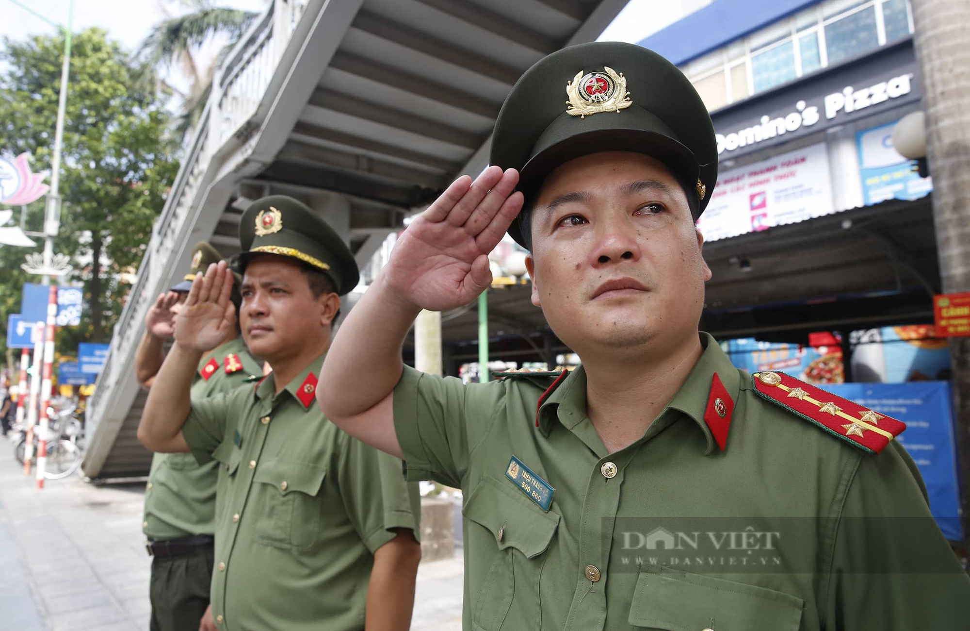 Hình ảnh hàng trăm chiến sĩ tiễn đưa 3 cảnh sát cứu hỏa hy sinh - Ảnh 11.